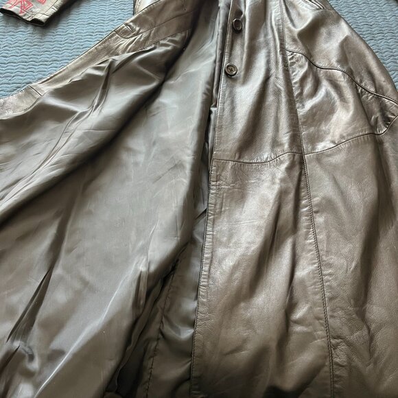 HIlary's Vanity Leather Wing Coat - Large - Picture 5 of 12